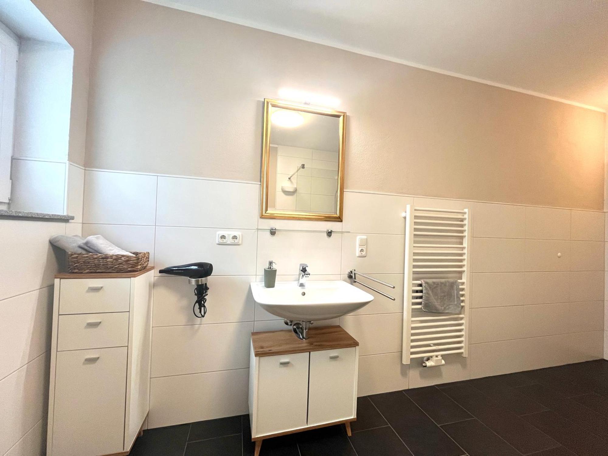 Ferienwohnung Sonnenterrasse, 1-4 Personen, 2 Schlafzimmer, Grosse Terrasse Müden المظهر الخارجي الصورة