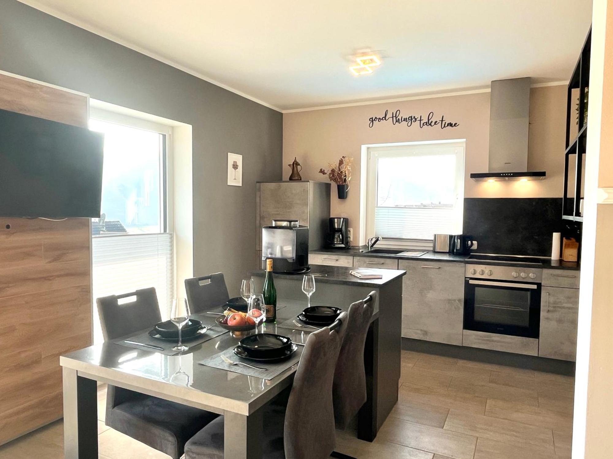 Ferienwohnung Sonnenterrasse, 1-4 Personen, 2 Schlafzimmer, Grosse Terrasse Müden المظهر الخارجي الصورة